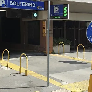 https://milan-brera-suite.italymilanhotels.net